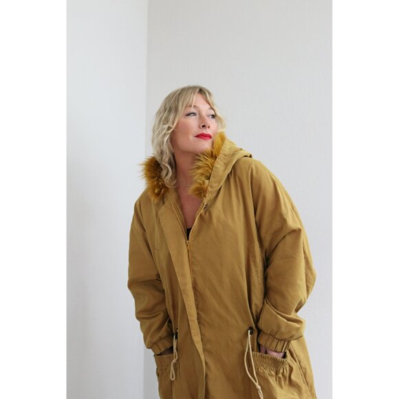 1980's Vintage John Weitz Chartreuse Fox Fur Parka Women's Medium to Large MD LG - Picture 9 of 10
